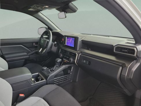 Certified 2025 Toyota 4Runner TRD Off-Road image 22