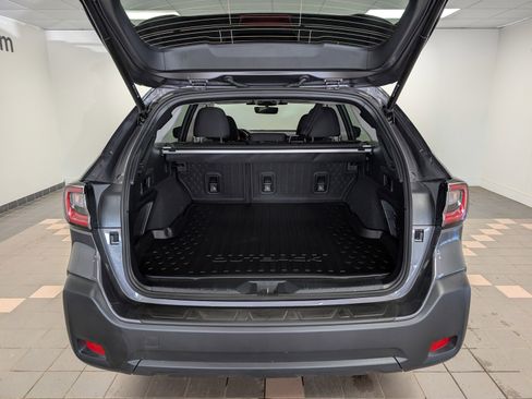 Used 2025 Subaru Outback Premium image 20