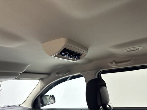 Used 2017 Dodge Journey Crossroad image 30