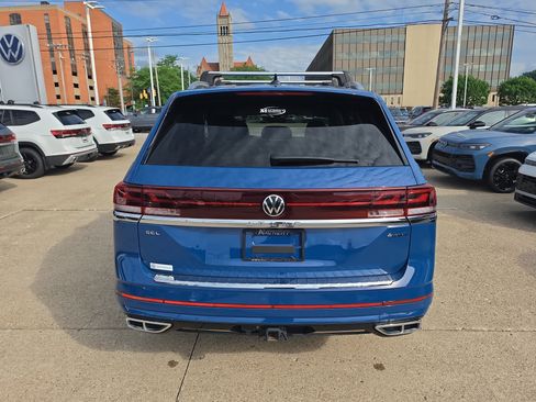 Used 2025 Volkswagen Atlas SEL Premium R-Line AWD/4WD image 5