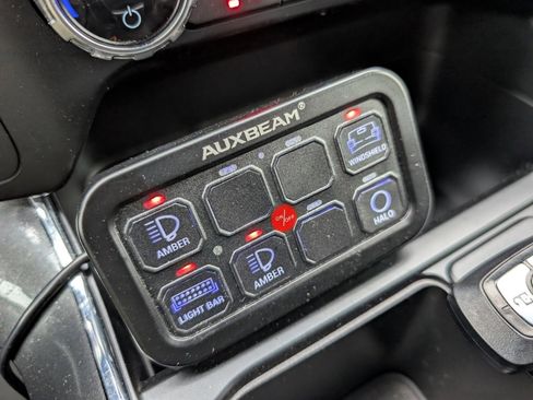 Used 2021 Ford F150 XLT w/ Equipment Group 302A High image 4