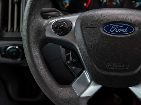 Used 2018 Ford Transit 150 XL image 19