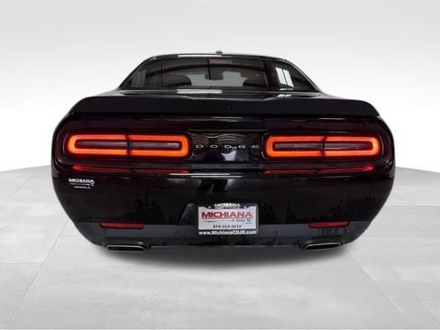 Certified 2023 Dodge Challenger GT RWD image 9