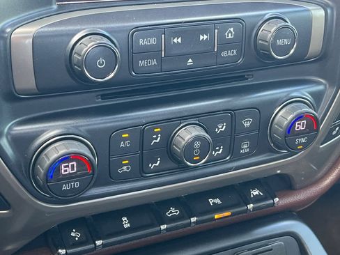 Used 2017 Chevrolet Silverado 1500 High Country image 21