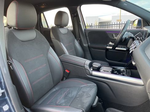 Used 2023 Mercedes-Benz GLA 250 4MATIC image 28