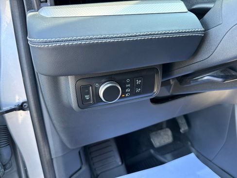 Used 2021 Ford Mustang Mach-E Select AWD/4WD image 23