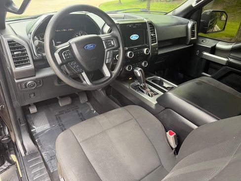 Used 2016 Ford F150 XLT w/ Equipment Group 302A Luxury AWD/4WD image 18