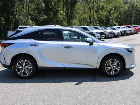 Used 2026 Lexus RX 350 FWD w/ Accessory Package (Z1) image 9