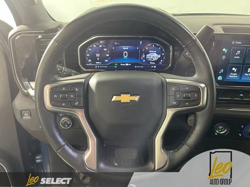 Used 2024 Chevrolet Silverado 1500 LT AWD/4WD image 14