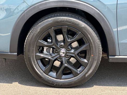 Certified 2025 Honda HR-V Sport image 30