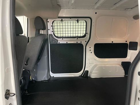 Used 2018 Chevrolet City Express LS image 12