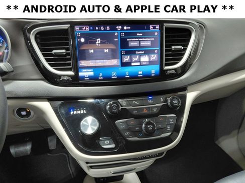 Certified 2024 Chrysler Pacifica Touring-L image 14