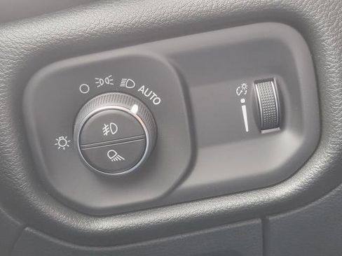 Used 2026 RAM 1500 Big Horn AWD/4WD image 7