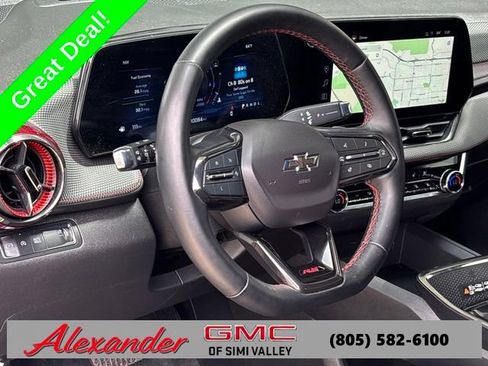 Used 2025 Chevrolet Equinox RS w/ Safety and Technology Package FWD image 12