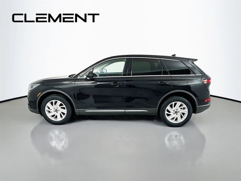 Used 2025 Lincoln Corsair AWD image 6