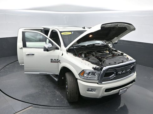 Used 2017 RAM 2500 Limited image 44