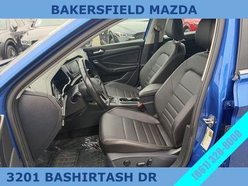 Used 2024 Volkswagen Jetta SE image 19