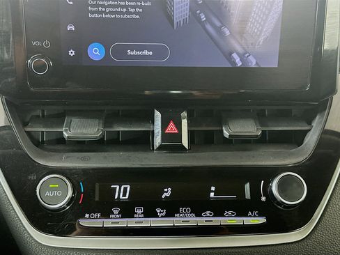 Used 2024 Toyota Corolla LE image 23