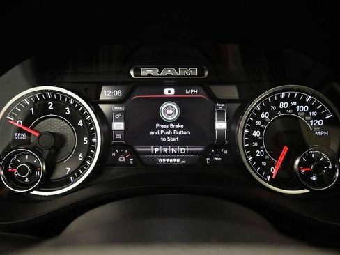 Used 2023 RAM 1500 Laramie AWD/4WD image 27
