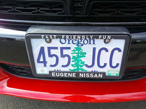 Used 2015 Dodge Charger SXT image 9