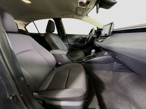Used 2024 Toyota Corolla LE FWD image 28