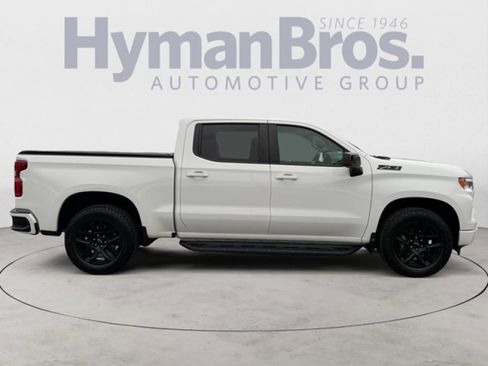 Used 2024 Chevrolet Silverado 1500 RST image 2