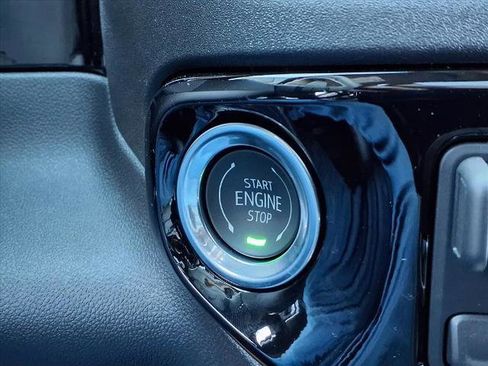 New 2026 GMC Sierra 1500 SLT w/ SLT Premium Plus Package image 10