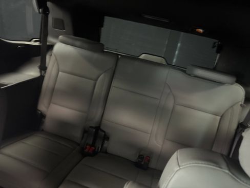 Used 2023 Chevrolet Tahoe Z71 w/ Off-Road Capability Package image 33