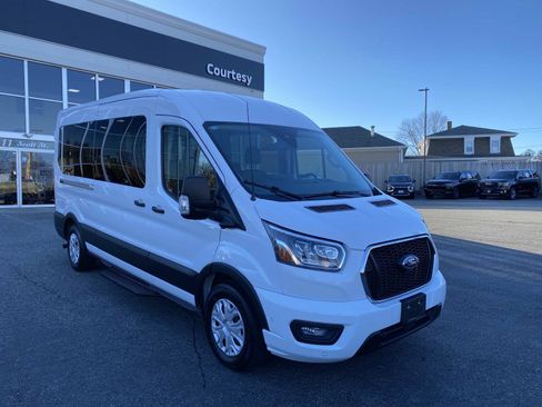 Used 2023 Ford Transit 350 XLT image 9