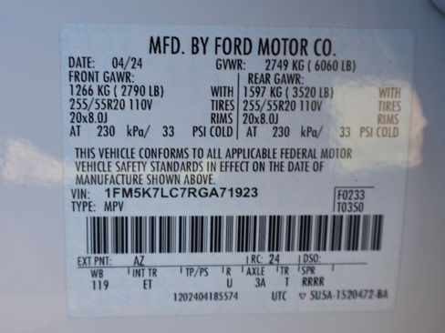 Used 2024 Ford Explorer King Ranch w/ Technology Package image 32