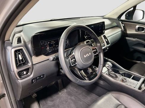 Certified 2022 Kia Sorento S image 9