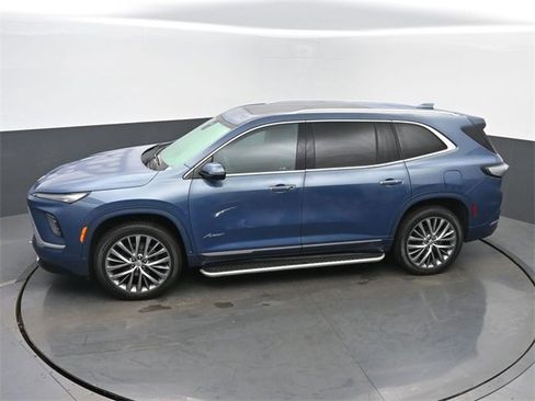 Certified 2025 Buick Enclave Avenir w/ Super Cruise Package image 41