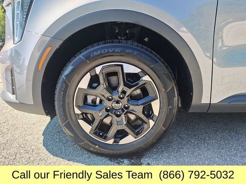 Used 2024 Kia Sorento S AWD/4WD image 25