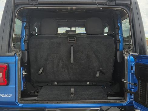 Used 2022 Jeep Wrangler Sport AWD/4WD image 20