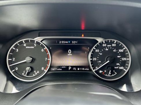 Used 2025 Nissan Rogue SV image 27