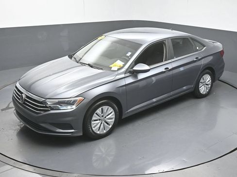 Used 2019 Volkswagen Jetta S w/ Driver Assistance Package FWD image 40