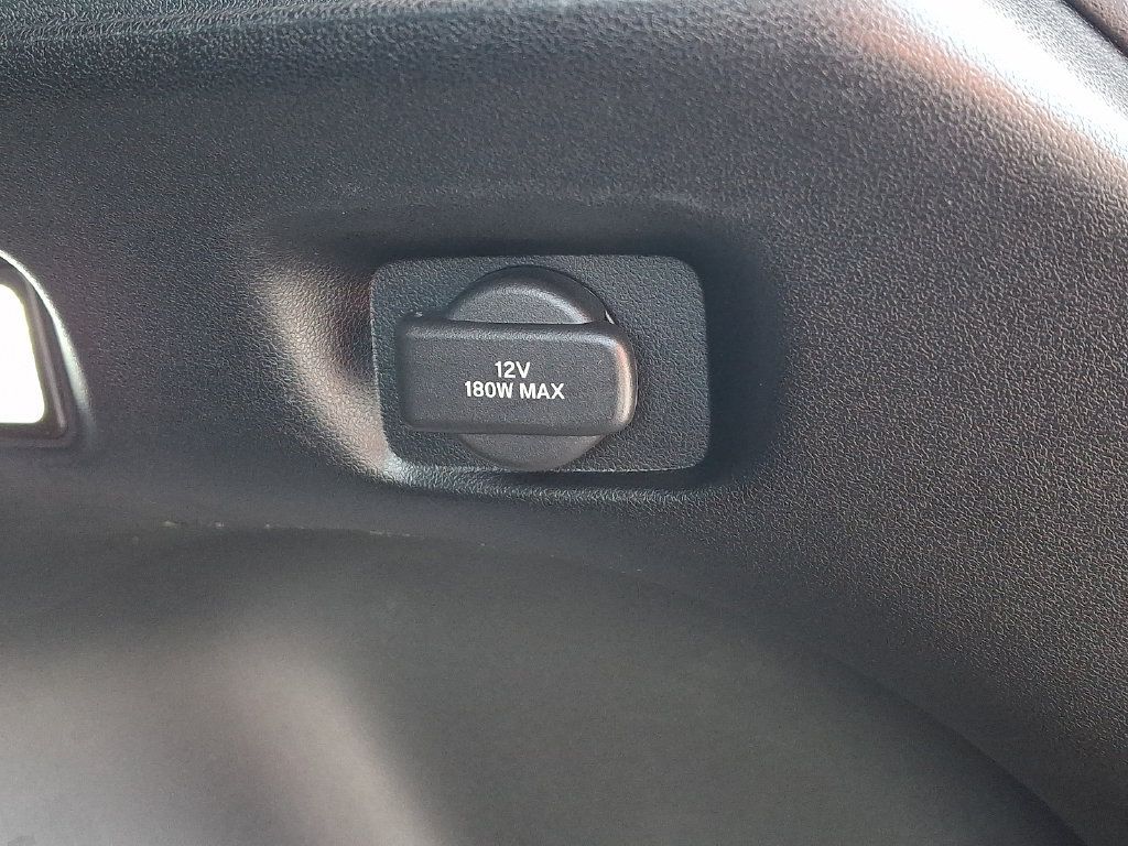 Used 2024 Honda HR-V Sport image 17
