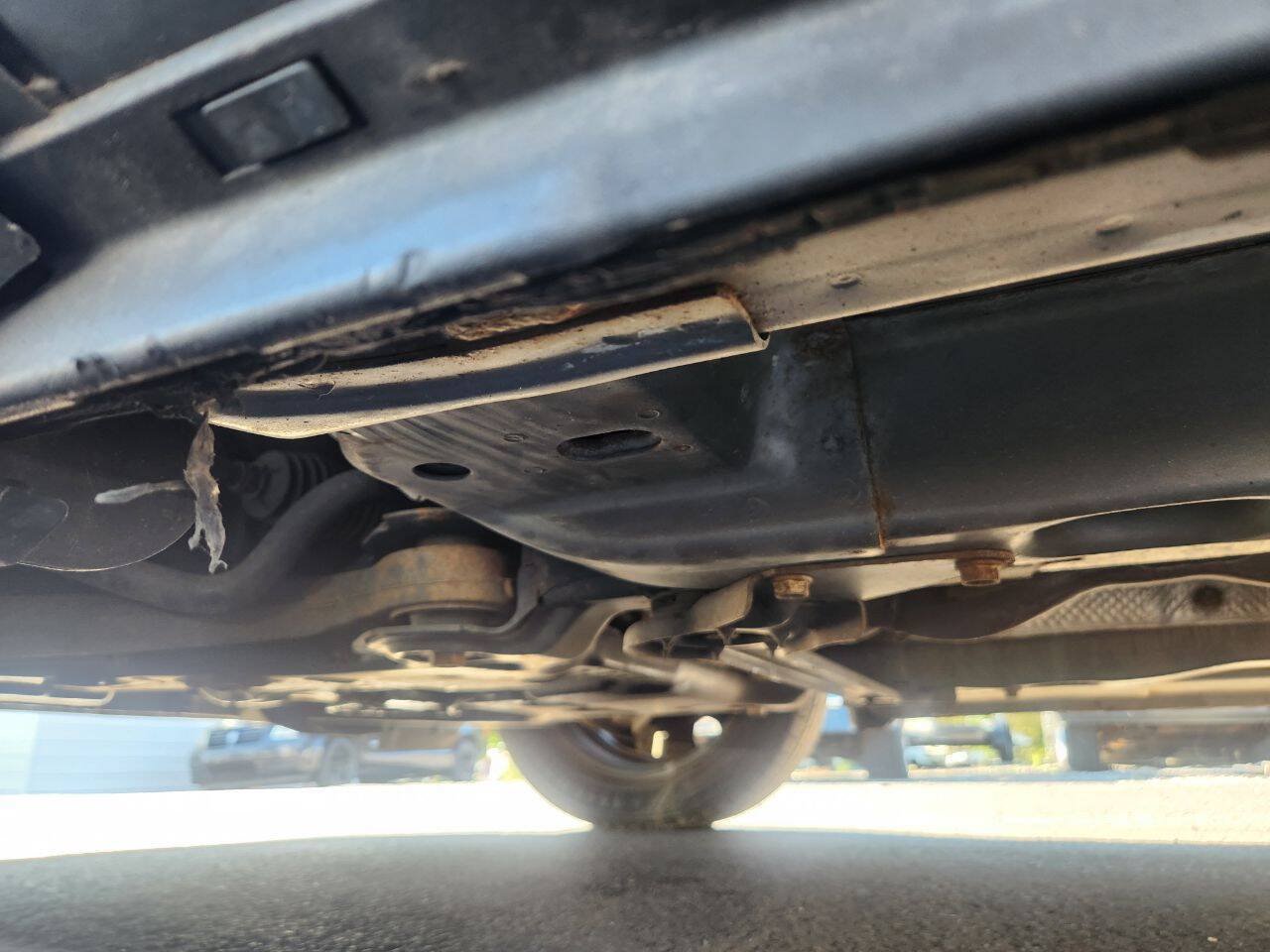 Used 2013 Dodge Avenger SE FWD image 15