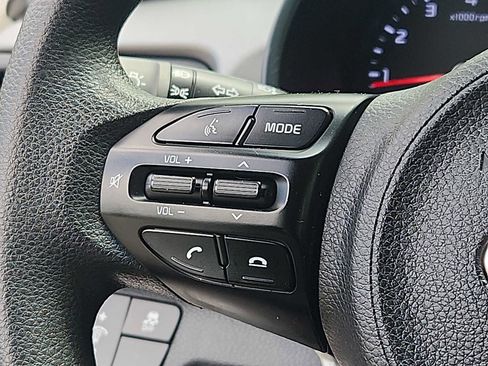 Used 2020 Kia Rio S FWD image 19