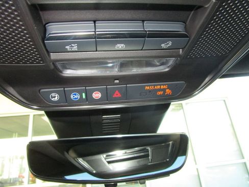 New 2026 Chevrolet Traverse RS w/ LPO, Floor Liner Package image 39