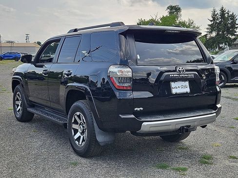 Used 2020 Toyota 4Runner TRD Off-Road Premium w/ Moonroof Package AWD/4WD image 5
