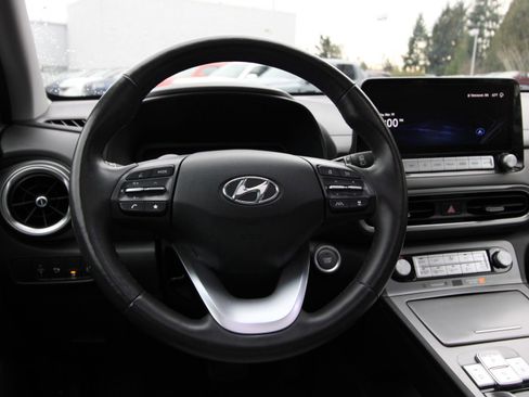 Used 2023 Hyundai Kona Limited image 13