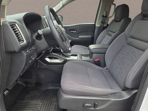 Used 2024 Nissan Frontier SV w/ SV Convenience Package RWD image 22