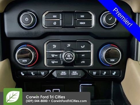 Used 2021 Chevrolet Suburban Premier AWD/4WD image 9
