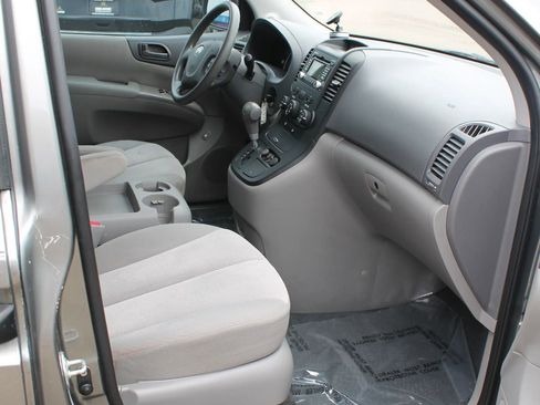Used 2012 Kia Sedona LX w/ PWR Pkg FWD image 22