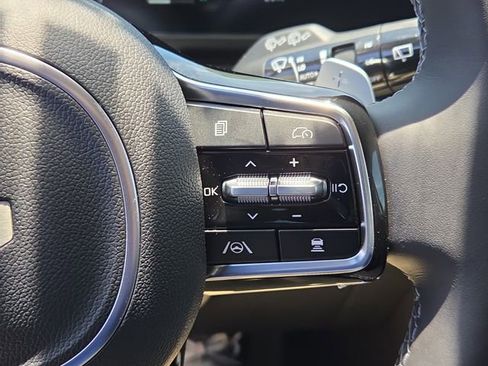 New 2026 Kia Carnival SX Prestige FWD image 12