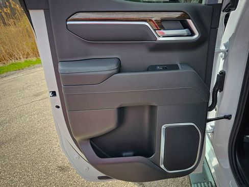 New 2026 GMC Sierra 1500 Elevation AWD/4WD image 32