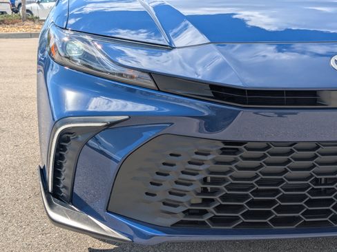 Used 2026 Toyota Camry SE w/ Convenience Package image 10