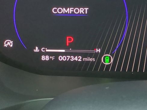 Certified 2024 Acura MDX SH-AWD w/ Technology Package image 28