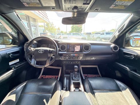 Used 2019 Toyota Tacoma TRD Pro image 32